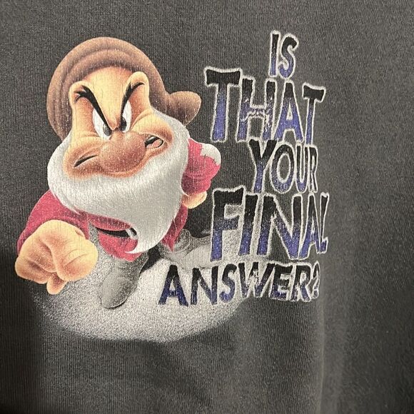 🔥🔥Vintage Disney Grumpy “Is That Your Final Answer?” Graphic Sweatshirt - Sz M - Picture 4 of 6